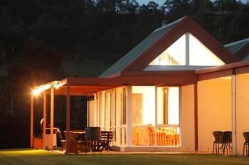 Rothbury Escape - Accommodation Coffs Harbour 0