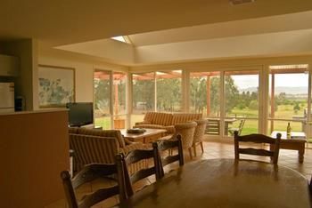 Rothbury Escape - Accommodation Coffs Harbour 6
