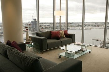 Docklands Serviced Apartments - Accommodation Coffs Harbour 4