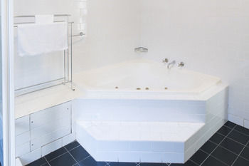 Mercantile Hotel The Rocks - Accommodation Coffs Harbour 0