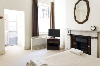 Mercantile Hotel The Rocks - Accommodation Coffs Harbour 12