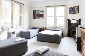 Mercantile Hotel The Rocks - Accommodation Coffs Harbour 13