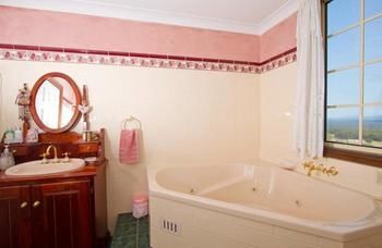 Bimbadeen Mountain Retreat - Accommodation Coffs Harbour 2