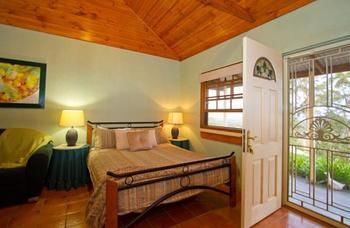 Bimbadeen Mountain Retreat - Accommodation Coffs Harbour 3