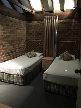 Avoca Beach Hotel & Resort - Accommodation Coffs Harbour 25