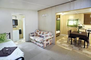 Mapleton Cabins & Caravan Park - Accommodation Coffs Harbour 3