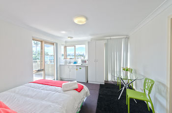 Cityview Studio Accommodation - Accommodation Coffs Harbour 13