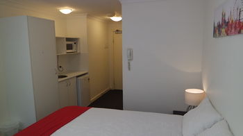 Cityview Studio Accommodation - Accommodation Coffs Harbour 18