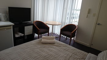 Cityview Studio Accommodation - Accommodation Coffs Harbour 28