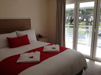 Huskisson Beach Bed And Breakfast - Accommodation Coffs Harbour 17