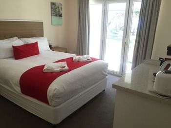 Huskisson Beach Bed And Breakfast - Accommodation Coffs Harbour 38