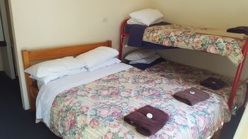 Wisemans Inn Hotel - Accommodation Coffs Harbour 2