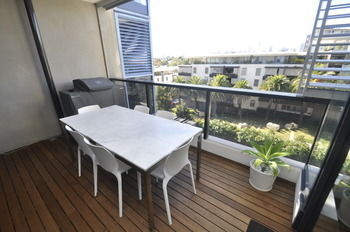 Camperdown 608 St Furnished Apartment - Accommodation Coffs Harbour 0