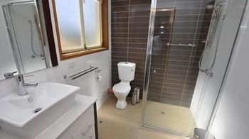 Castle Hill 60A Gil Furnished Apartment - Accommodation Coffs Harbour 9