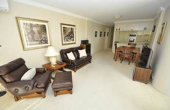 Drummoyne 3 Dru Furnished Apartment - Accommodation Coffs Harbour 8