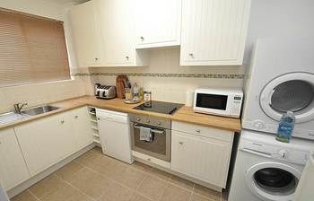 North Ryde 7 Khrt Furnished Apartment - Accommodation Coffs Harbour 4