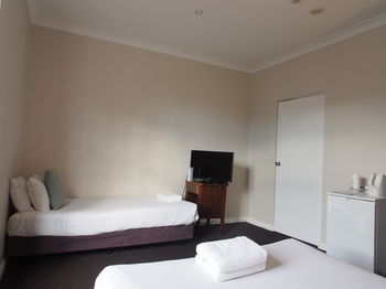 Coogee Bay Hotel Pub Style - Accommodation Coffs Harbour 10