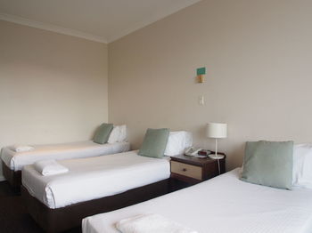 Coogee Bay Hotel Pub Style - Accommodation Coffs Harbour 31