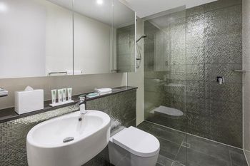 Meriton Serviced Apartments North Sydney - Accommodation Coffs Harbour 6