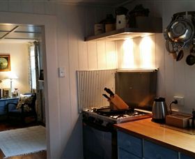 Cascade Cottage - Accommodation Coffs Harbour 1