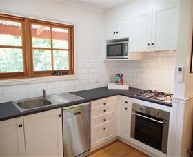 Tahara Cottage - Accommodation Coffs Harbour 1