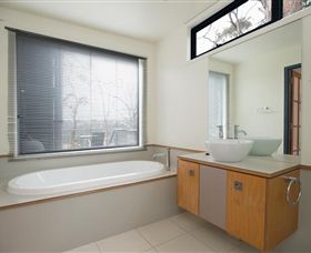Tamar Ridge Apartments - Accommodation Coffs Harbour 1