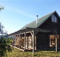 Pinot Cottage on Charles Reuben Estate - Accommodation Coffs Harbour