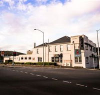 Kingston Hotel - Accommodation Coffs Harbour