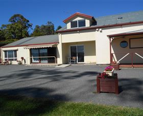 Pastimes River Apartments - Accommodation Coffs Harbour 2