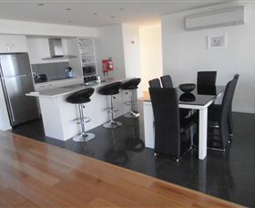 Tuckers Rocks Cottage - Accommodation Coffs Harbour 0