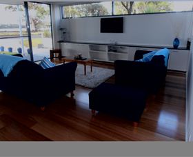 Tuckers Rocks Cottage - Accommodation Coffs Harbour 1