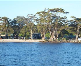 Tuckers Rocks Cottage - Accommodation Coffs Harbour 2