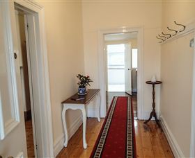 Lambert Cottage Accommodation - Accommodation Coffs Harbour 2