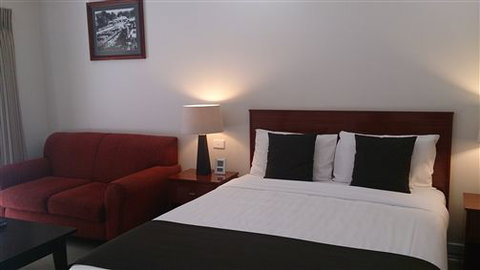 Murray Waters Motor Inn & Apartments - Accommodation Coffs Harbour 5