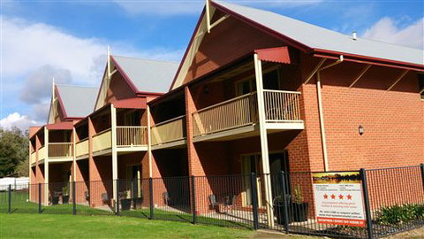Murray Waters Motor Inn & Apartments - Accommodation Coffs Harbour 7