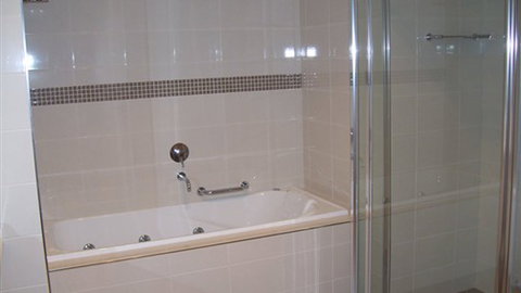 Murray Waters Motor Inn & Apartments - Accommodation Coffs Harbour 4