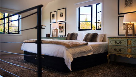 Villa Parma At Peppers Mineral Springs Hotel - Accommodation Coffs Harbour 4