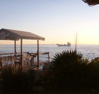 Amity Point Waterfront Cabins - Accommodation Coffs Harbour