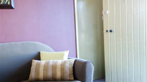 Stable On Riesling - Accommodation Coffs Harbour 4