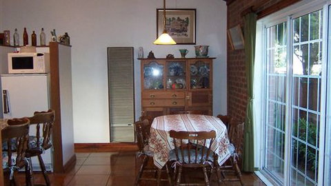 Abaco House - Accommodation Coffs Harbour 4