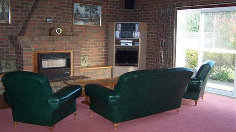 Abaco House - Accommodation Coffs Harbour 5
