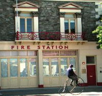 The Fire Station Inn - Fire Engine Suite - Accommodation Coffs Harbour