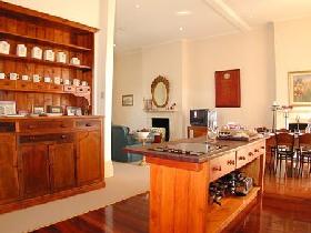 The Fire Station Inn - Residency Penthouse - Accommodation Coffs Harbour 2