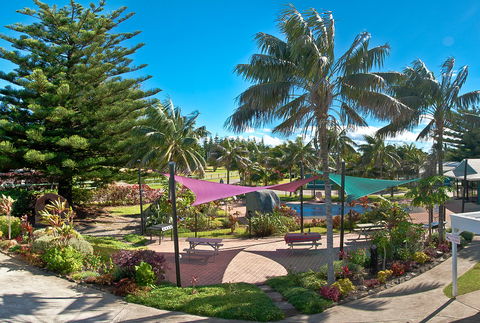 Aloha Apartments - Accommodation Coffs Harbour 1