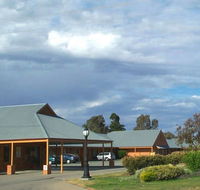 Bishop's Lodge Motor Inn - Accommodation Coffs Harbour