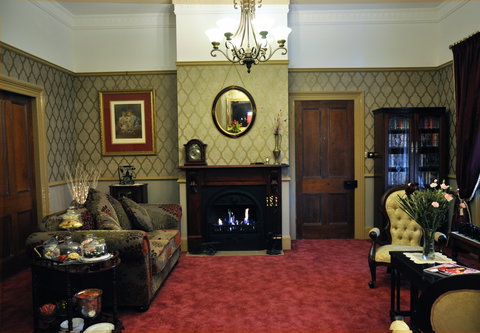 Bli Bli House Luxury Accommodation - Accommodation Coffs Harbour 1