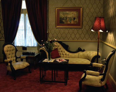 Bli Bli House Luxury Accommodation - Accommodation Coffs Harbour 7