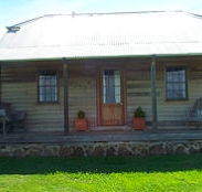 Brickendon Historic  Farm Cottages - Accommodation Coffs Harbour
