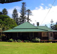 Cobbys of Crystal Pool Holiday Heritage Cottage - Accommodation Coffs Harbour