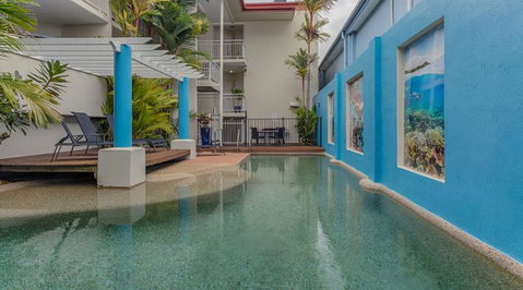 Macrossan House Boutique Holiday Apartments - Accommodation Coffs Harbour 4